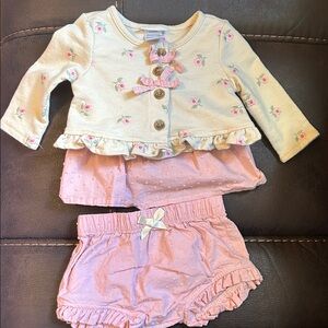 Nicole Miller Cream and Pink Baby Outfit